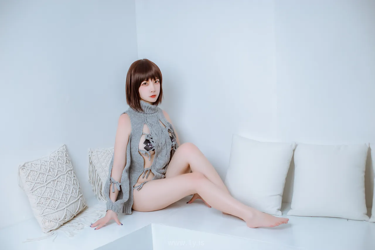 Nisa（二佐） VOL.75 私房洞洞毛衣